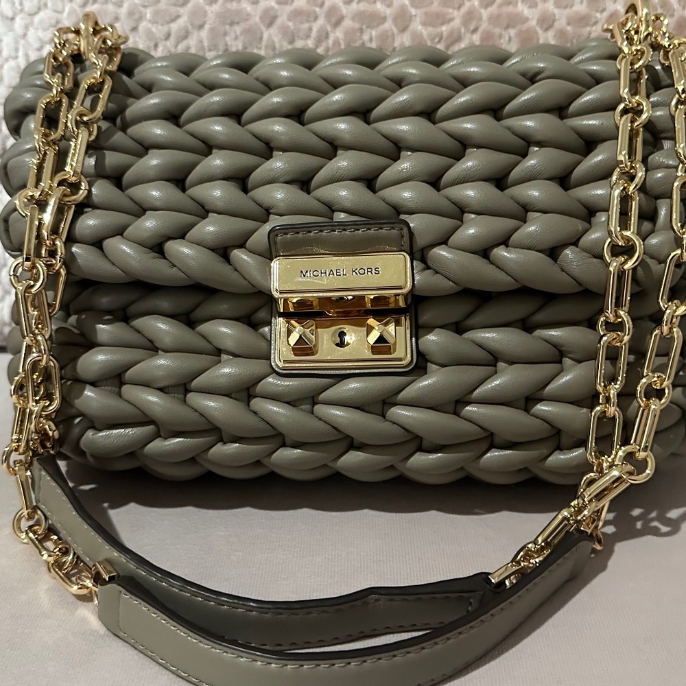MICHAEL KORS Tribeca Large Hand-Braided Shoulder Bag